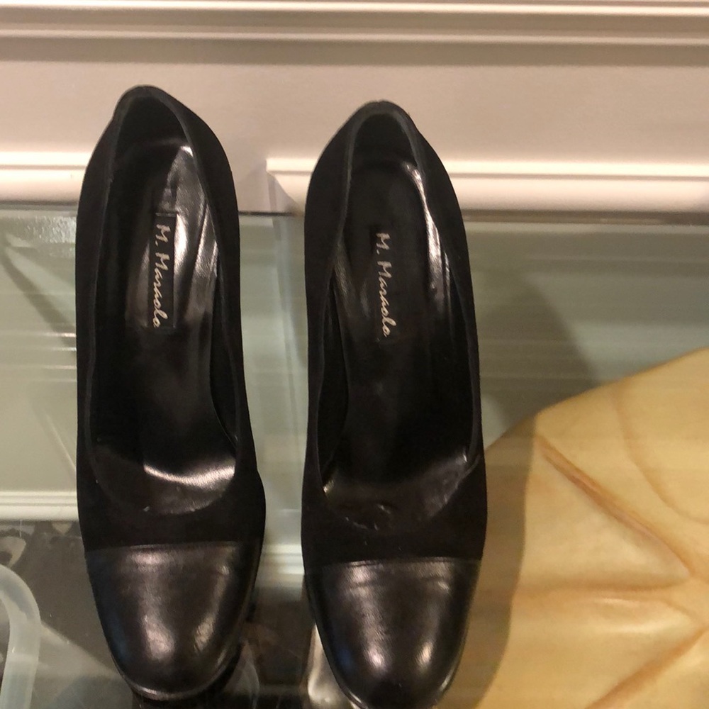 Black shoe
